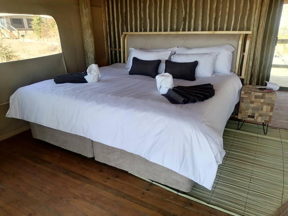 Xhabe Safari Lodge Chobe Muchenje Eksteriør bilde